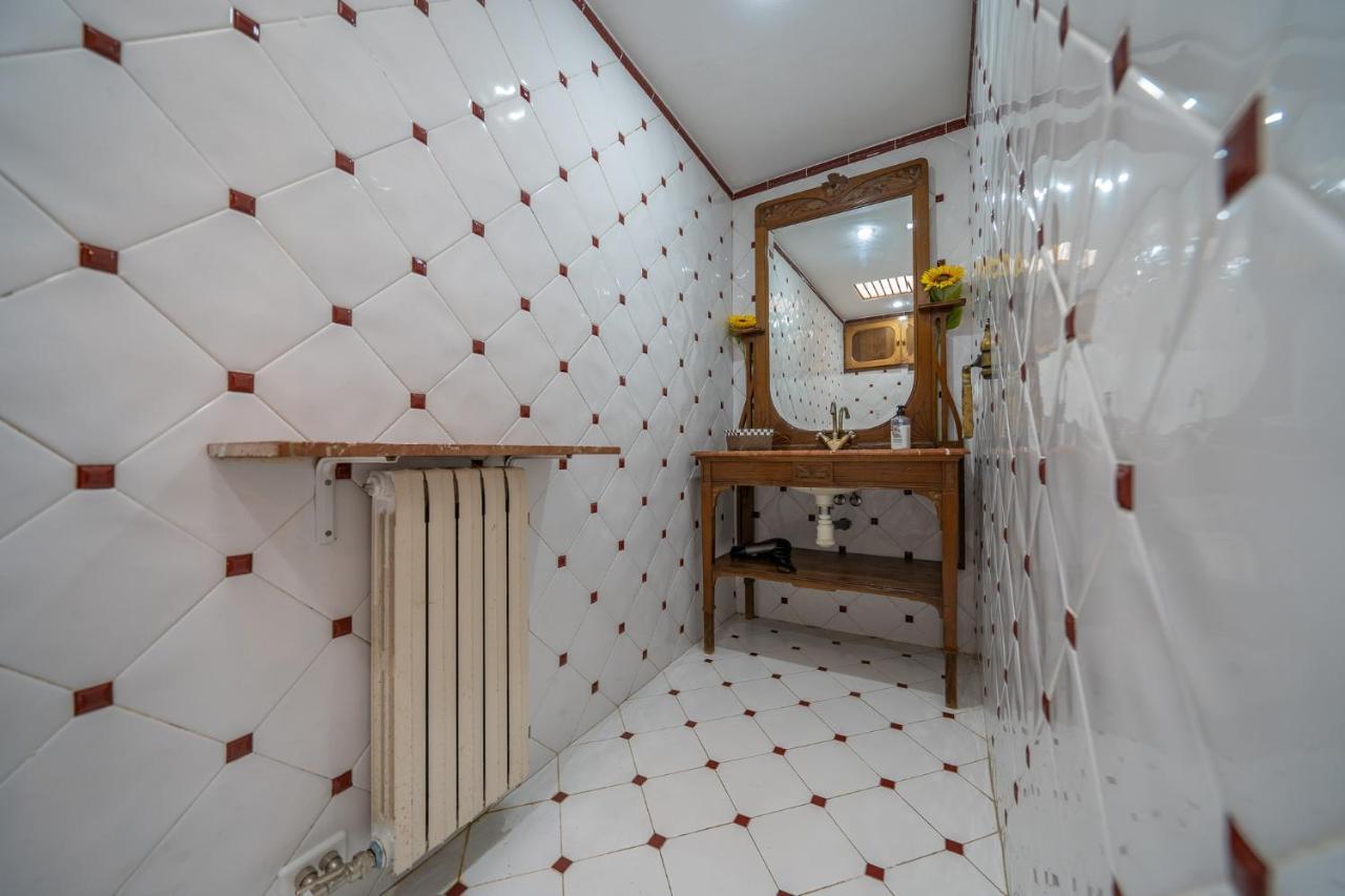 Castillo Xirau, Propiedad Exclusiva Con Piscina & Aircon Villa