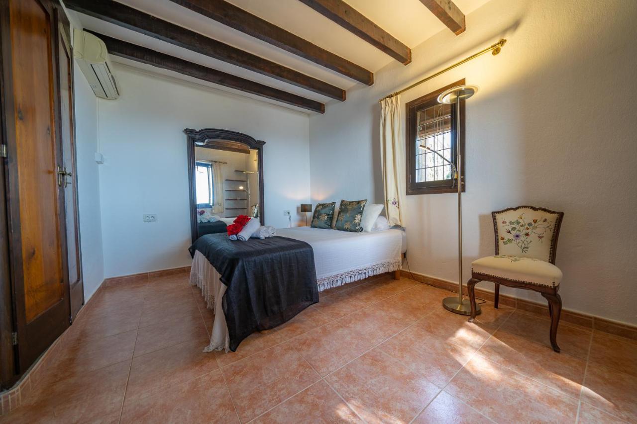 Castillo Xirau, Propiedad Exclusiva Con Piscina & Aircon Villa Santa Susanna